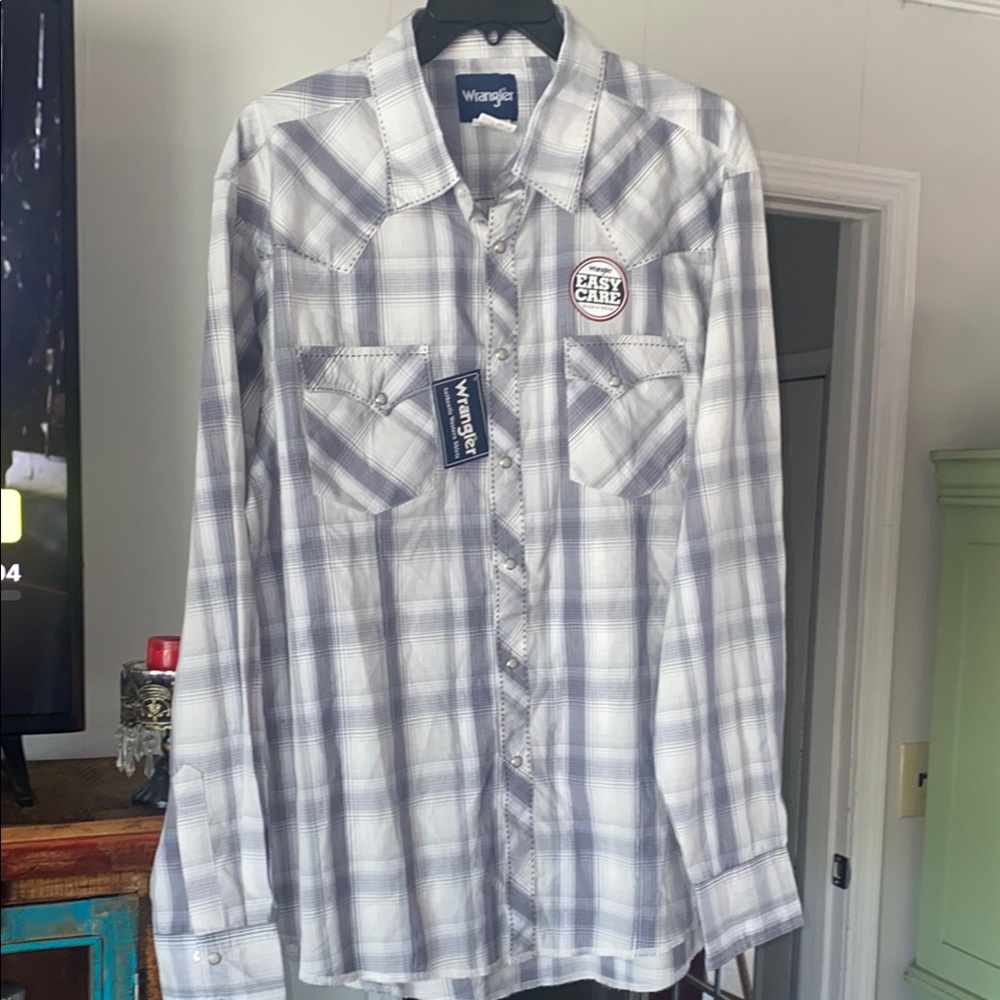 Wrangler Men's Gray Plaid Shirt